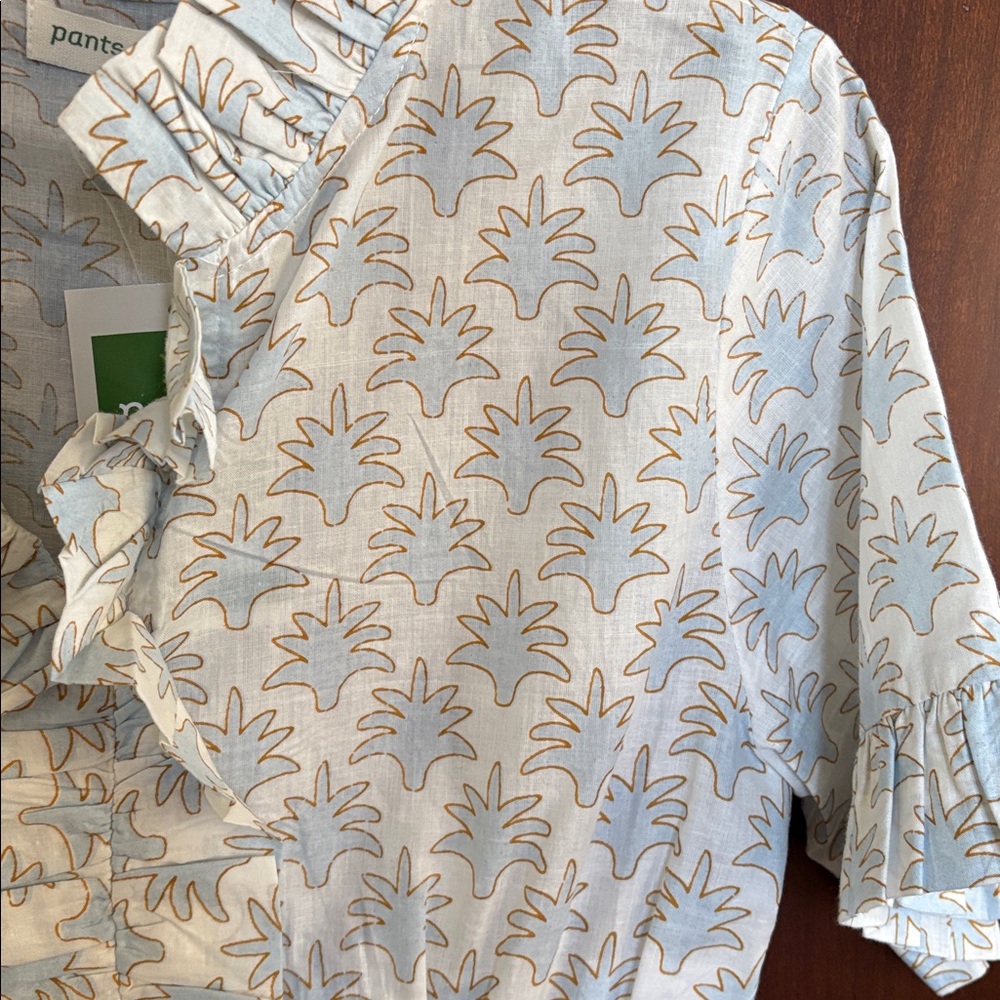 Women's Cream Ruffle Cropped Blouse - Picture 2 of 2